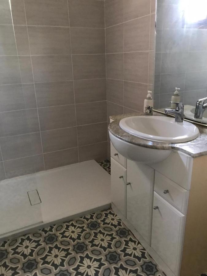 Les Oliviers De Bastet Bed & Breakfast Bendejun Bagian luar foto